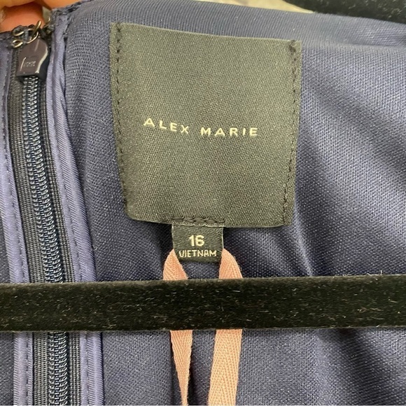 Alex Marie Size 16 Capelet Cape Navy Blue Velvet V-Neck Jumpsuit Wide Leg Formal - Picture 11 of 11